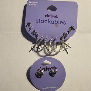 FREE w/ purchase of $20 or more- NEW Claire's earring sets